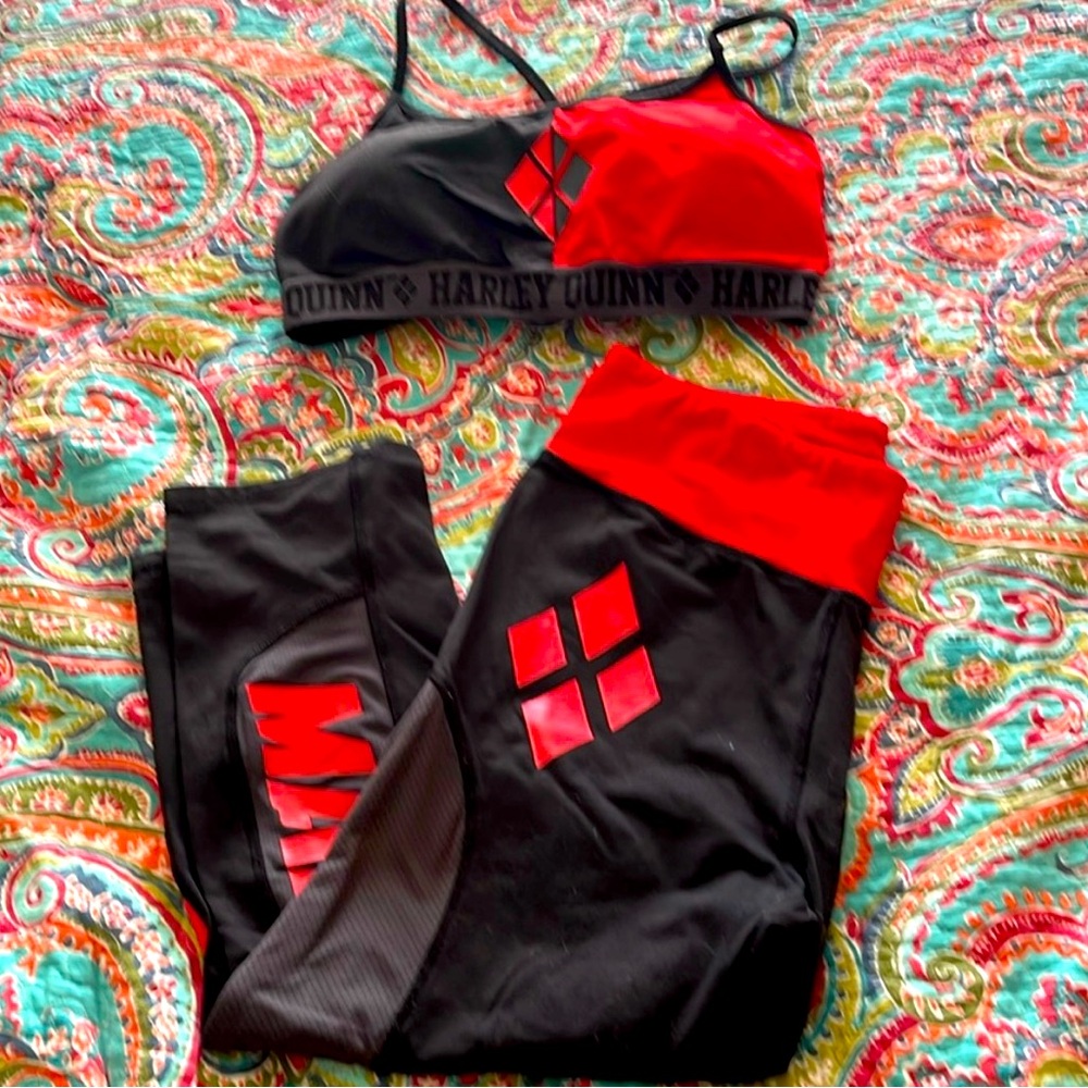 Hot Topic Harley Quinn Workout Set Size L
